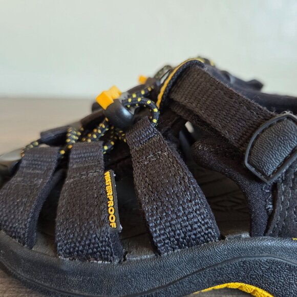 Keen Newport H2 Water Sandals Black/Yellow Sz Toddler's 8 Adjustable Waterproof - Picture 4 of 10